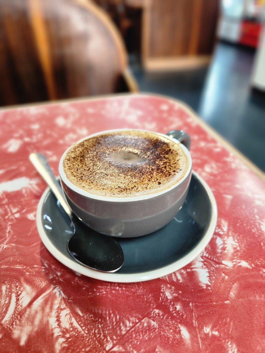 White Rose Cafe - Photo 9