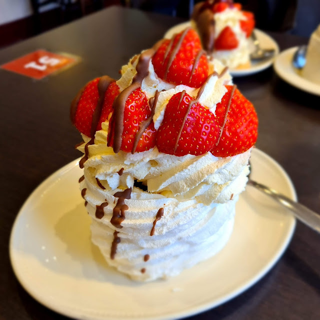 Strawberry Meringues