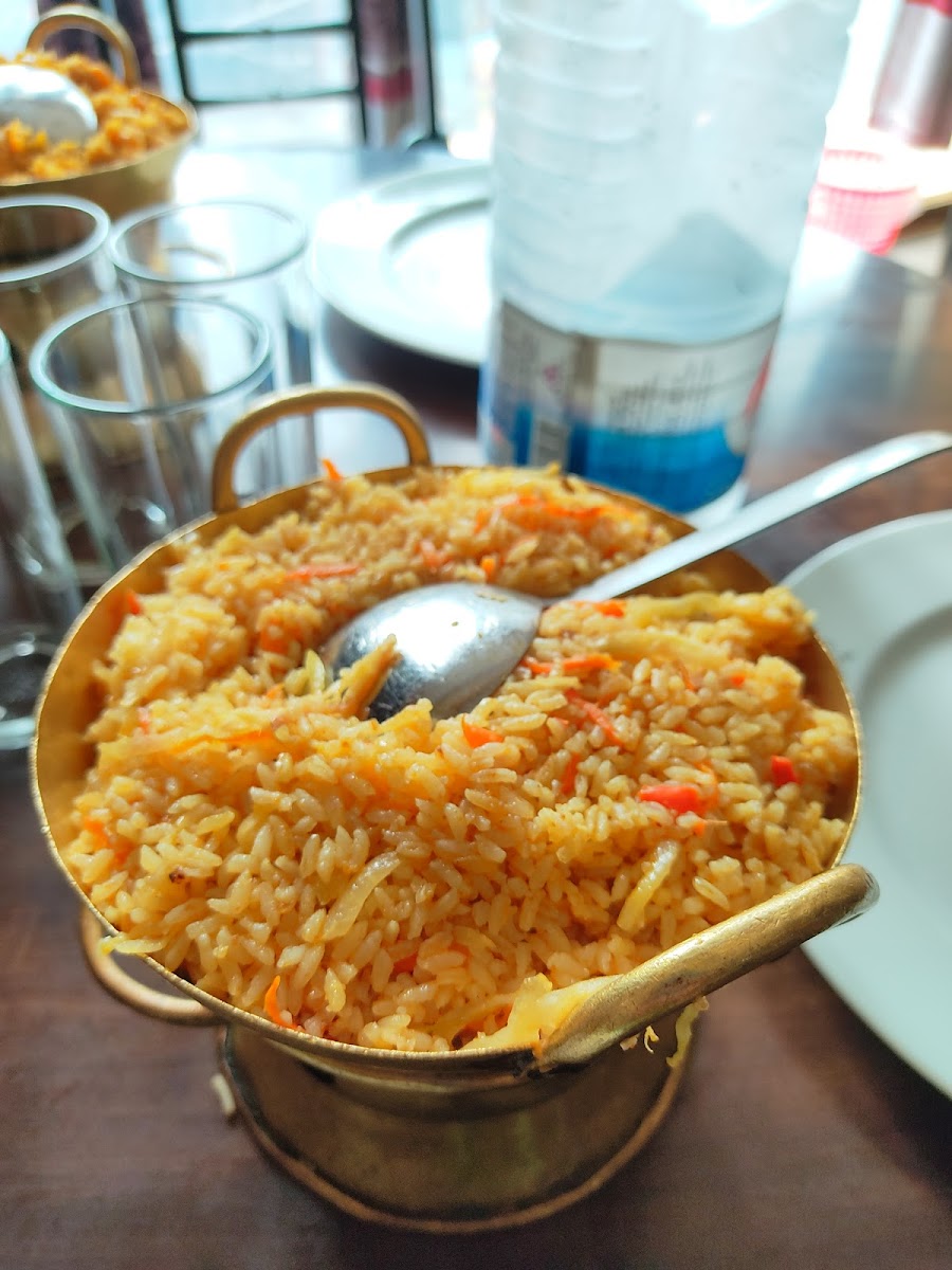 Sugandha Restaurant - Photo 5