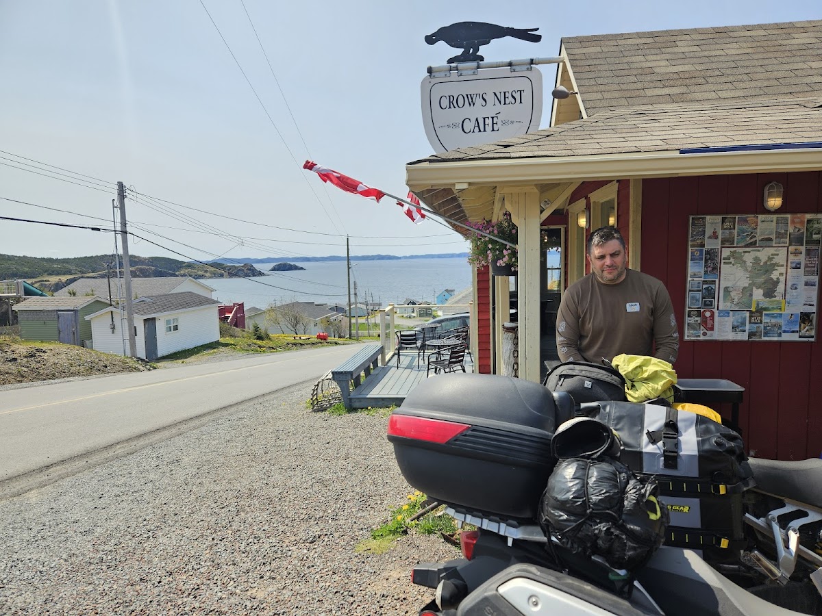 Crow's Nest Café - Photo 6