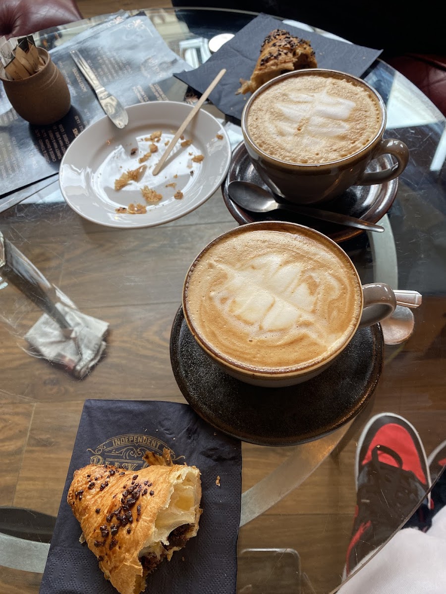 Black Gold Coffee - Photo 1