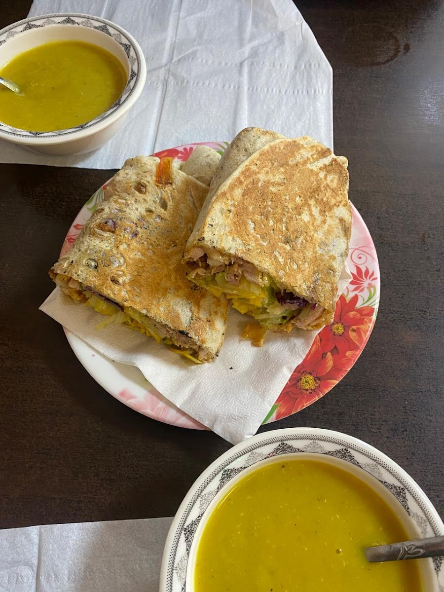 Sarchnar Shawrma - Photo 9