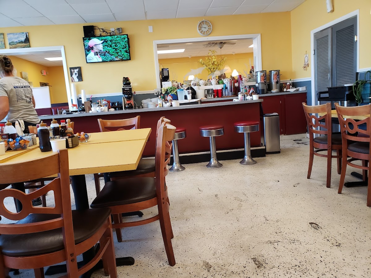 Kim's Family Restaurant - Photo 2