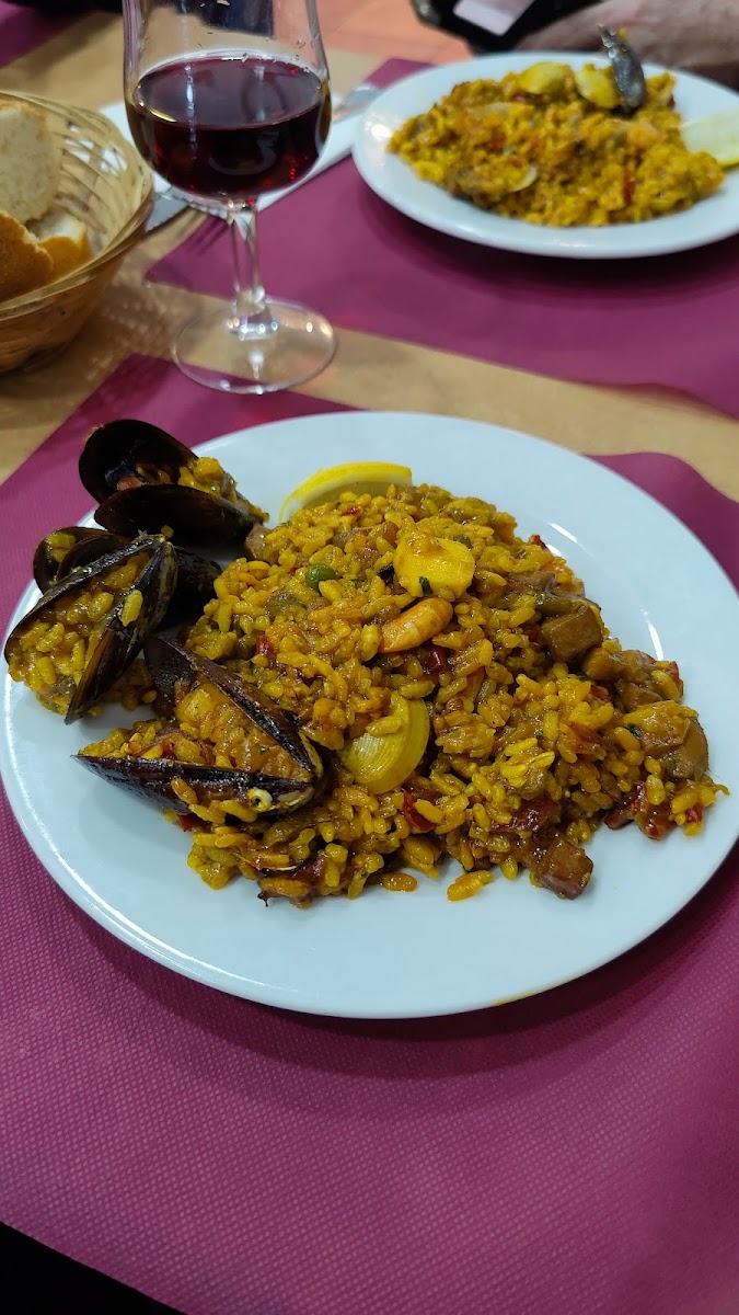 Restaurant Nois i Noies - Photo 2