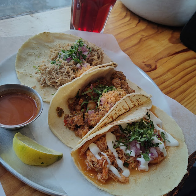 Tacos Al Pastor Chorizo Con Papá Y Carnitas