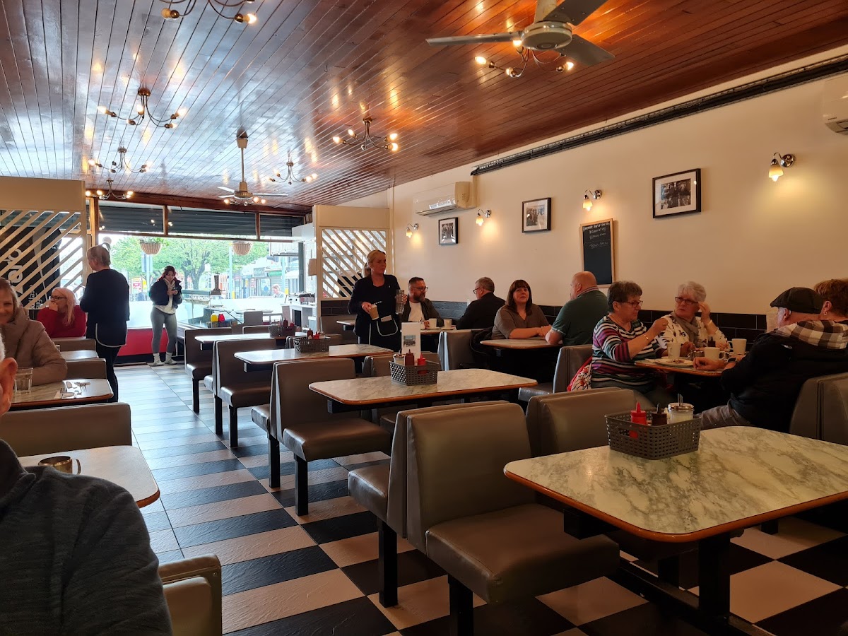 County Grills Restaurant - Photo 4