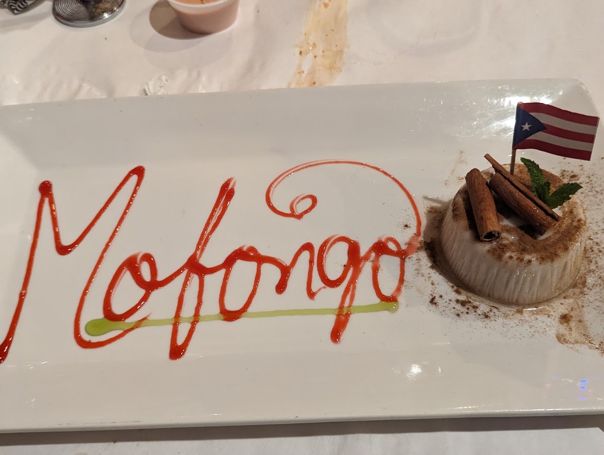 Mofongo Restaurant Calle 8 - Photo 3