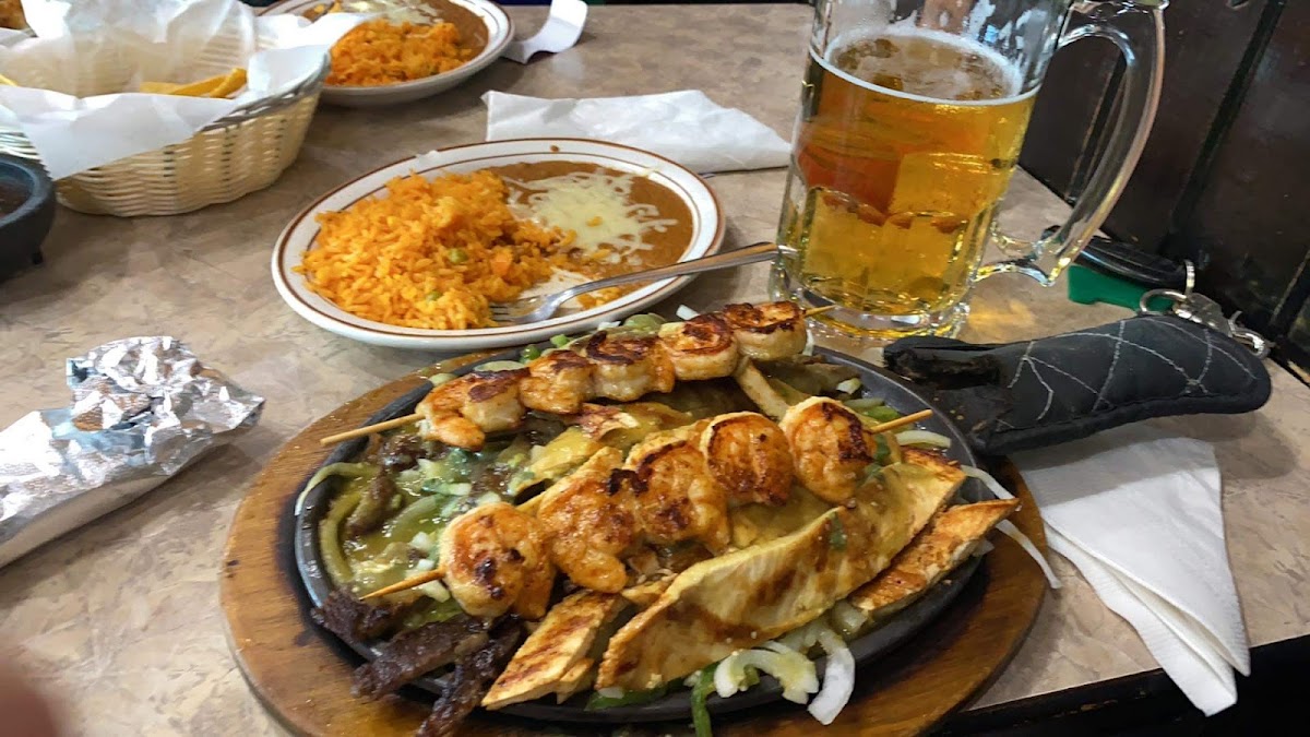 Mexico Lindo Grill & Cantina - Photo 5