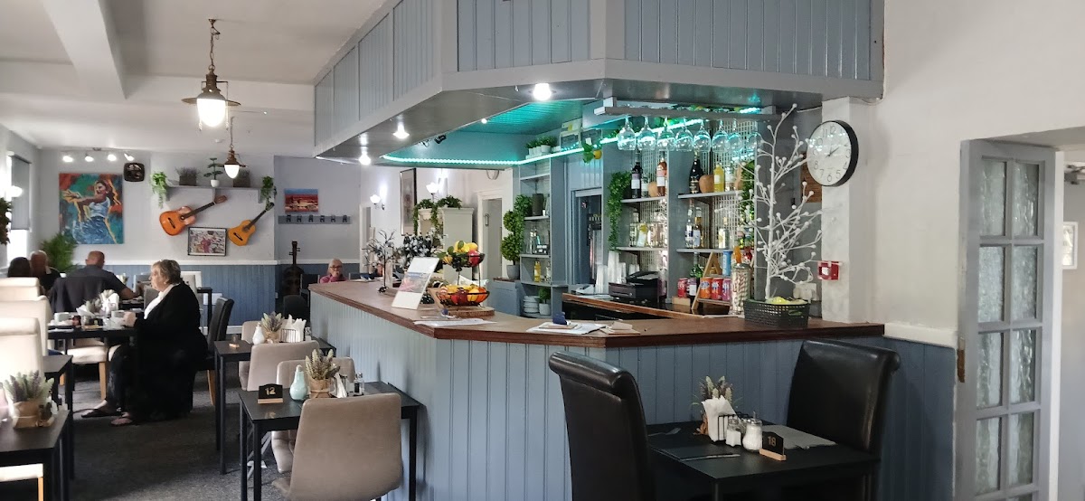 The Ragged Apron Cafe - Photo 7