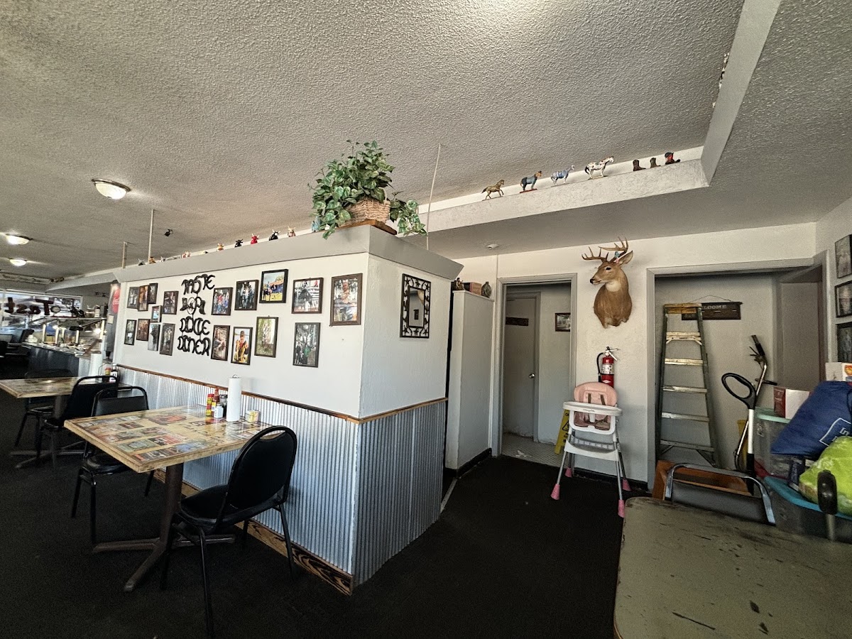 Taste of Dixie Diner - Photo 2