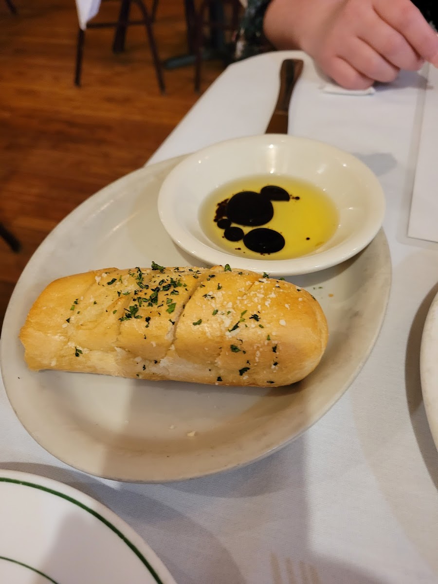 Nicoletta's Italian Cafe - Photo 7