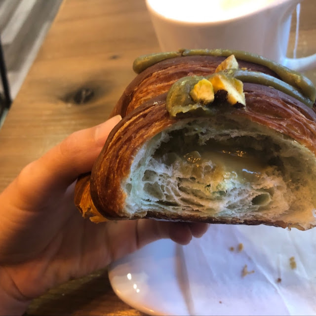 Pistachio Croissant