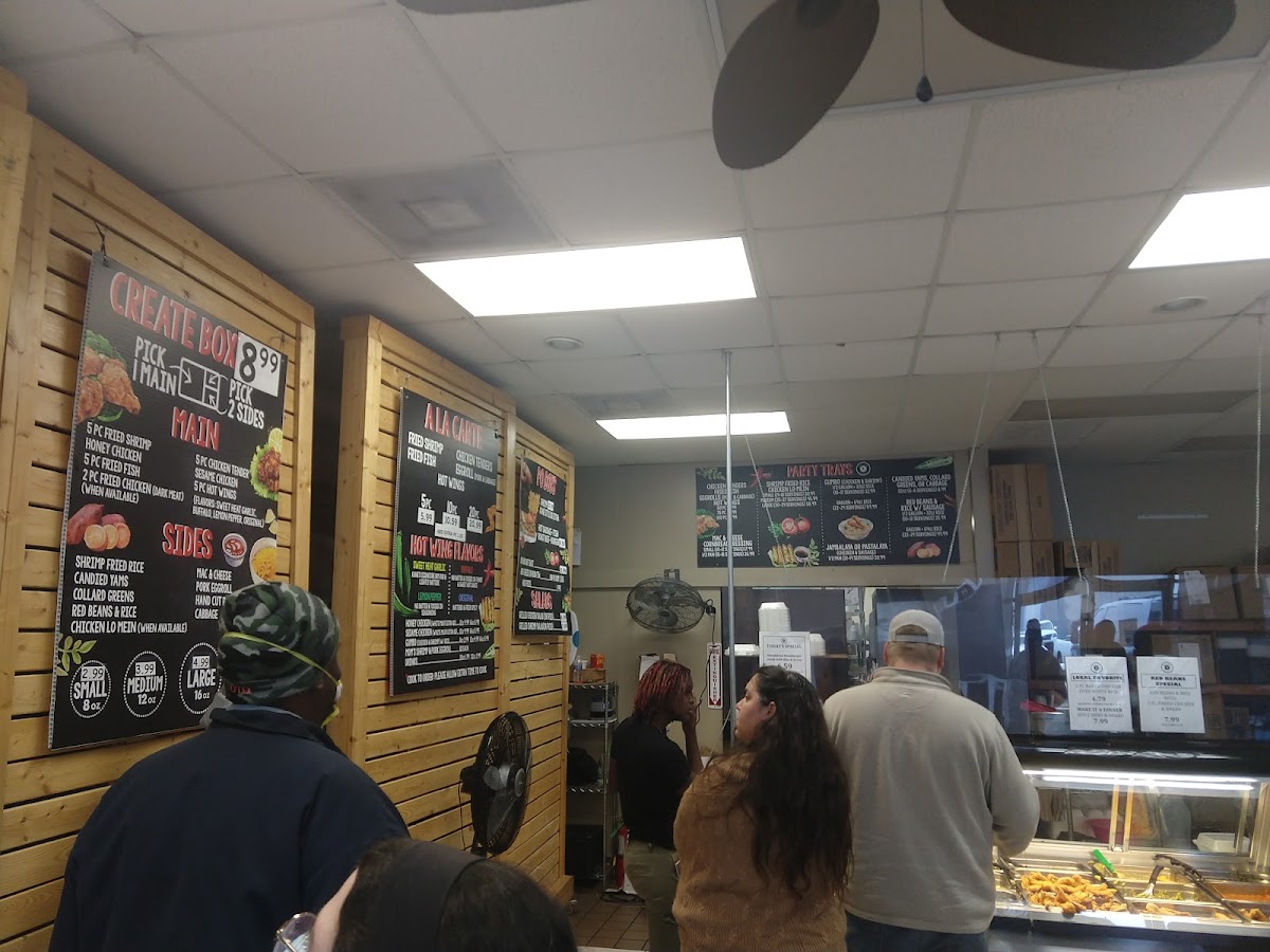 Kane's Deli - Photo 7