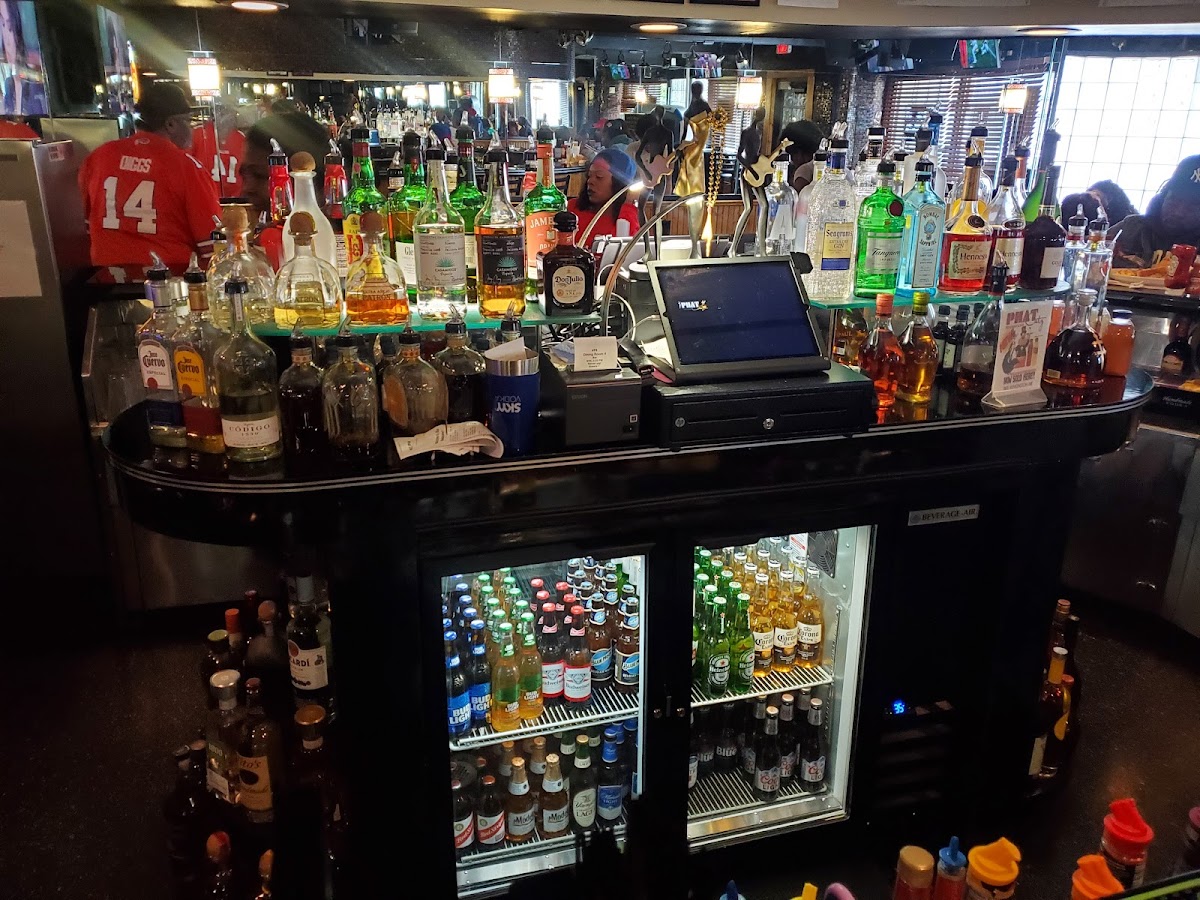 Phat Catz Restaurant & Bar - Photo 7