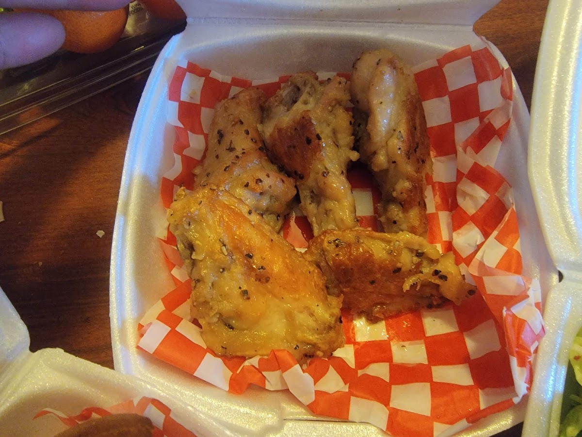 Anie's Pizza & Bakery - Photo 4