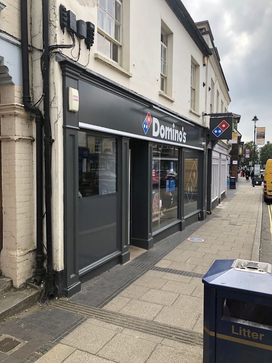 Domino's Pizza - Alton