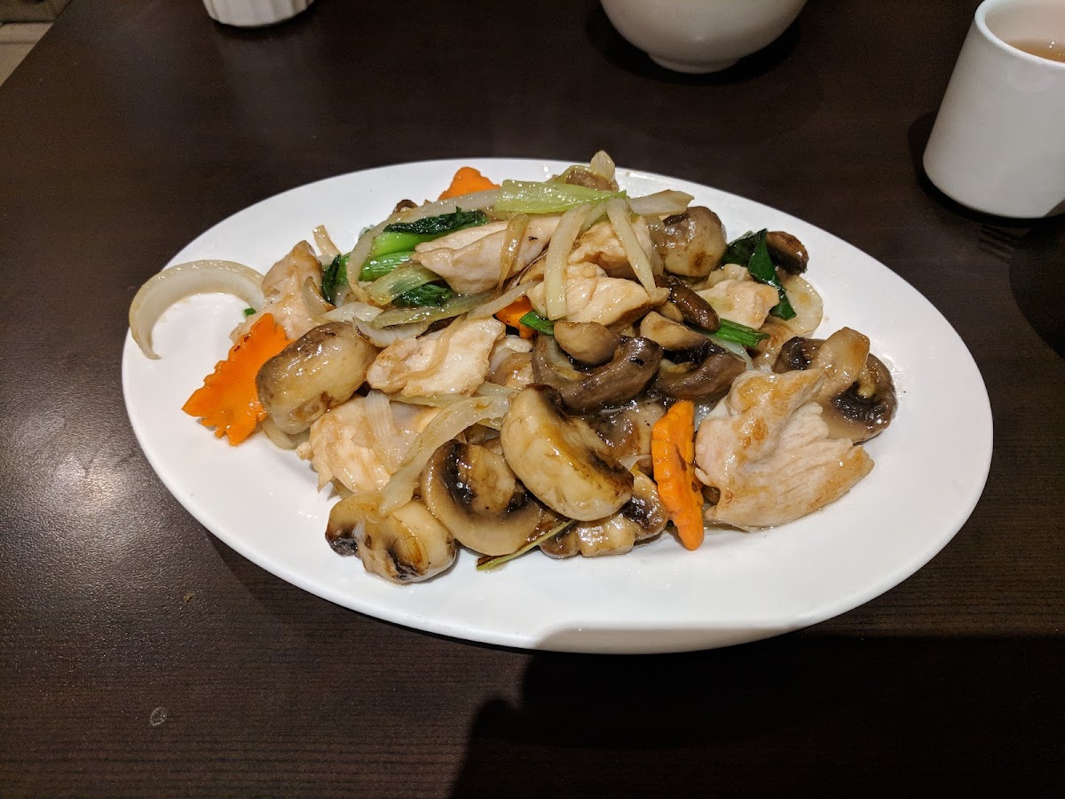 New K&H BBQ Restaurant - Photo 3