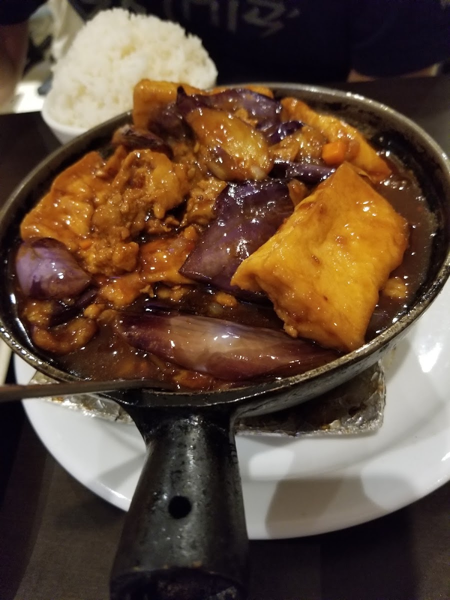 New K&H BBQ Restaurant - Photo 4