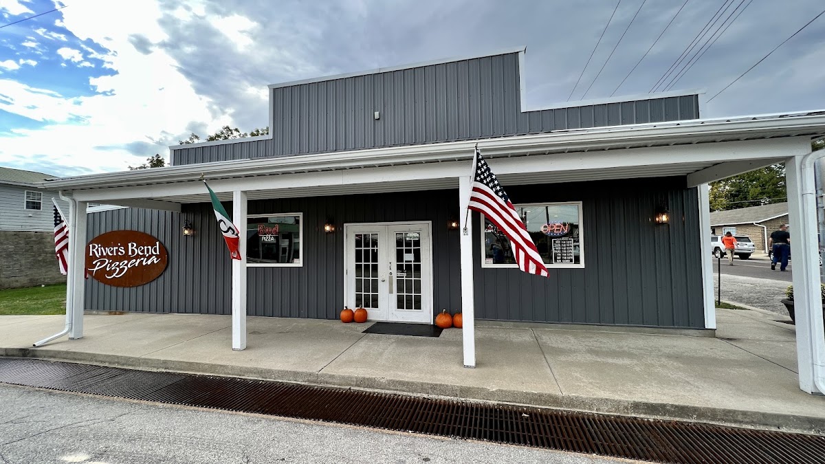 River's Bend Pizzeria & Grill