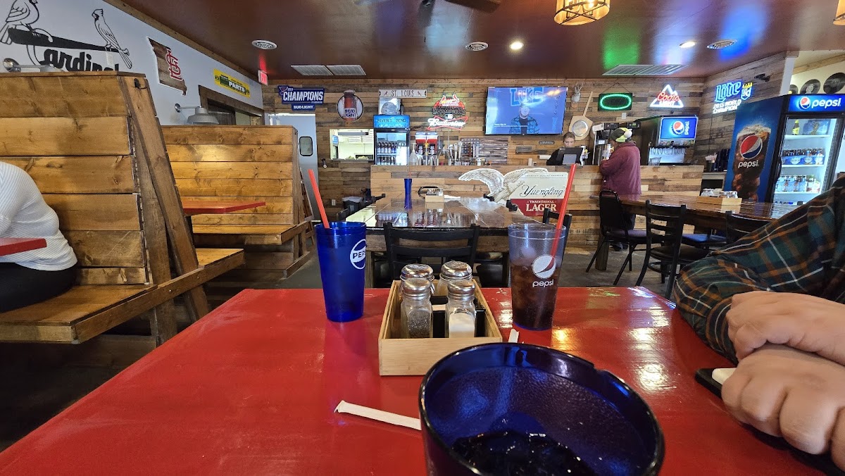 River's Bend Pizzeria & Grill - Photo 2