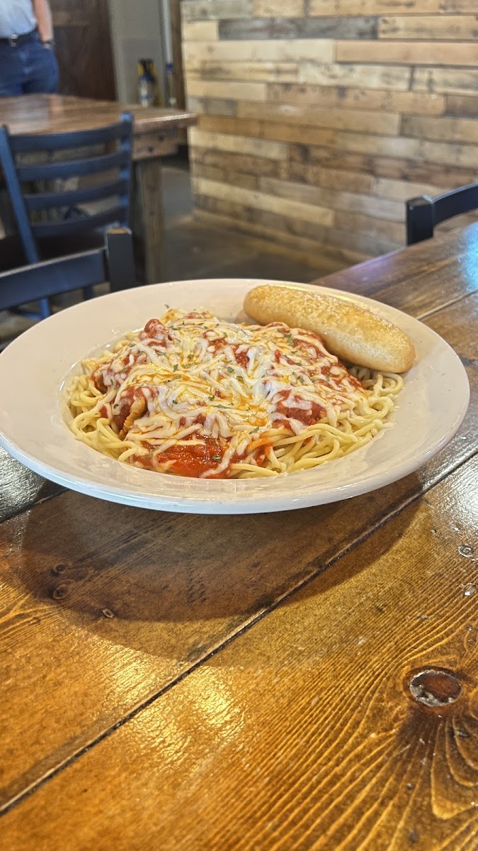 River's Bend Pizzeria & Grill - Photo 6