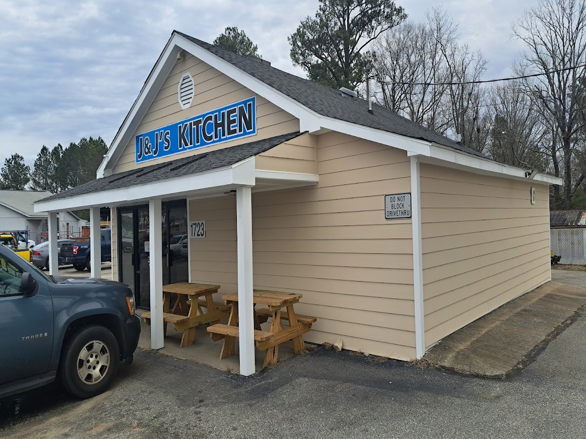 JJ's Kitchen