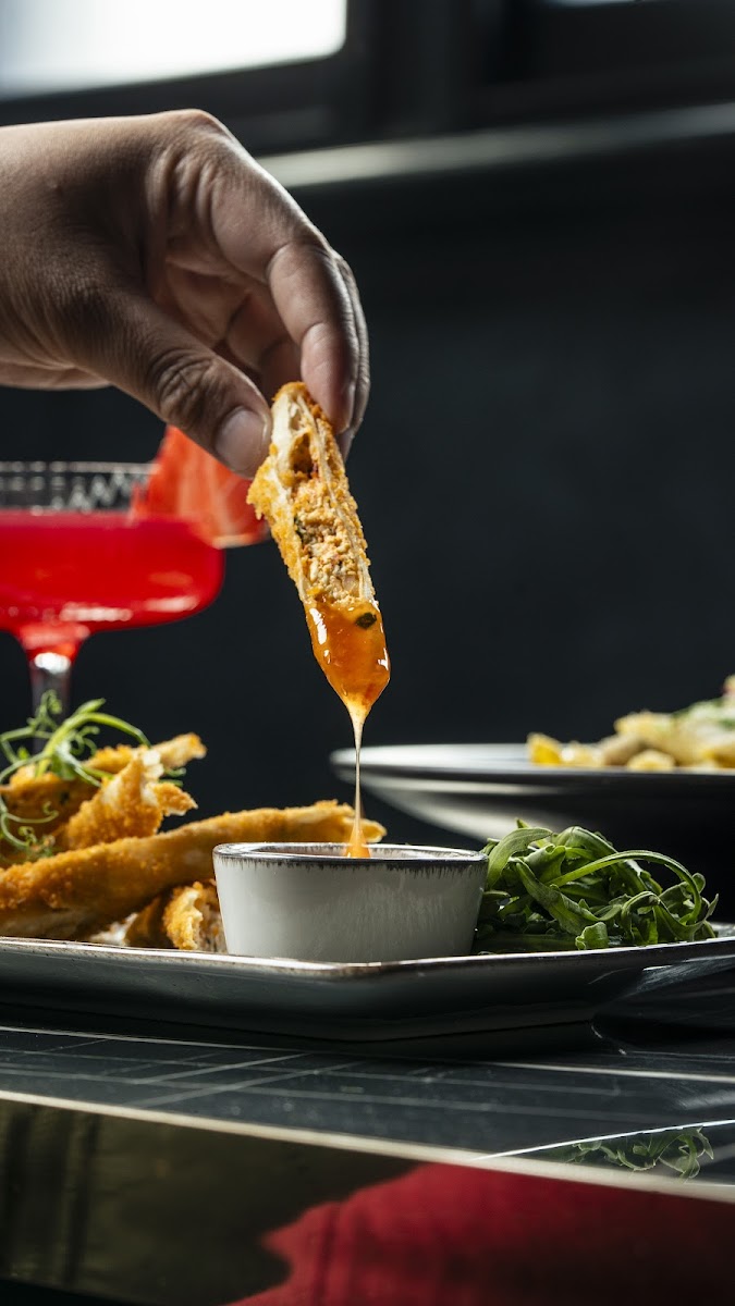 Cartel Brasserie & Grill - Photo 2
