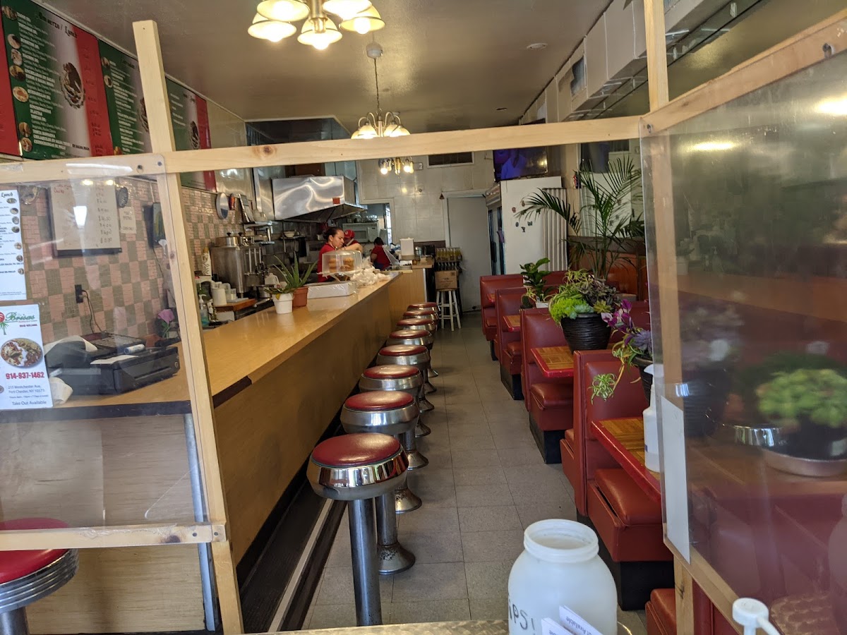 Las Brisas Restaurant