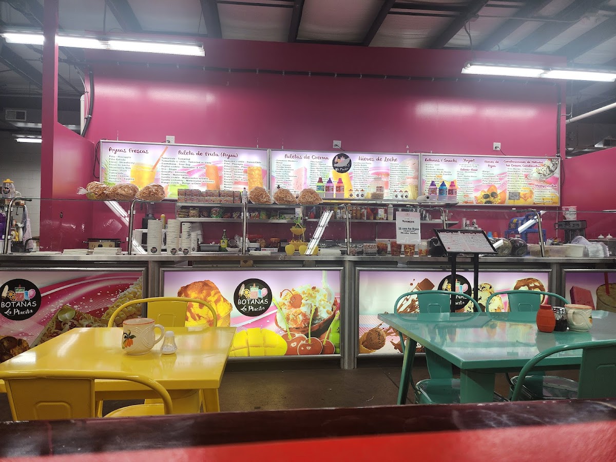 La Placita Taqueria - Photo 2