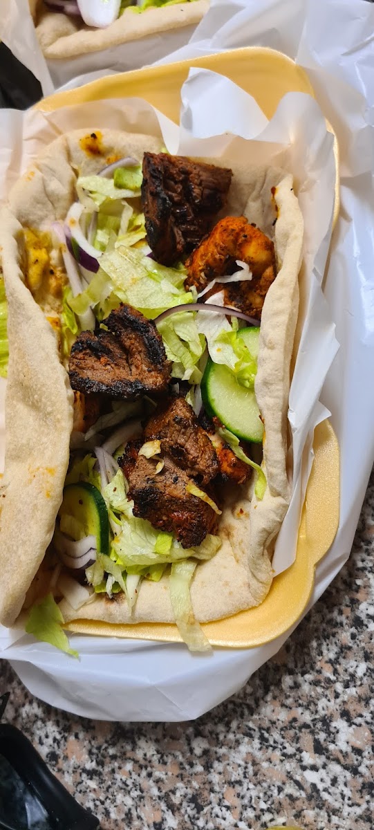 Desi Style Takeaway and Restaurant - Photo 3
