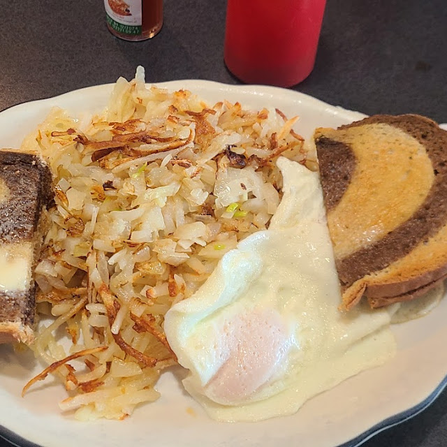 When I Go Breezy Hash Browns with Fried Onions and Rye Toast