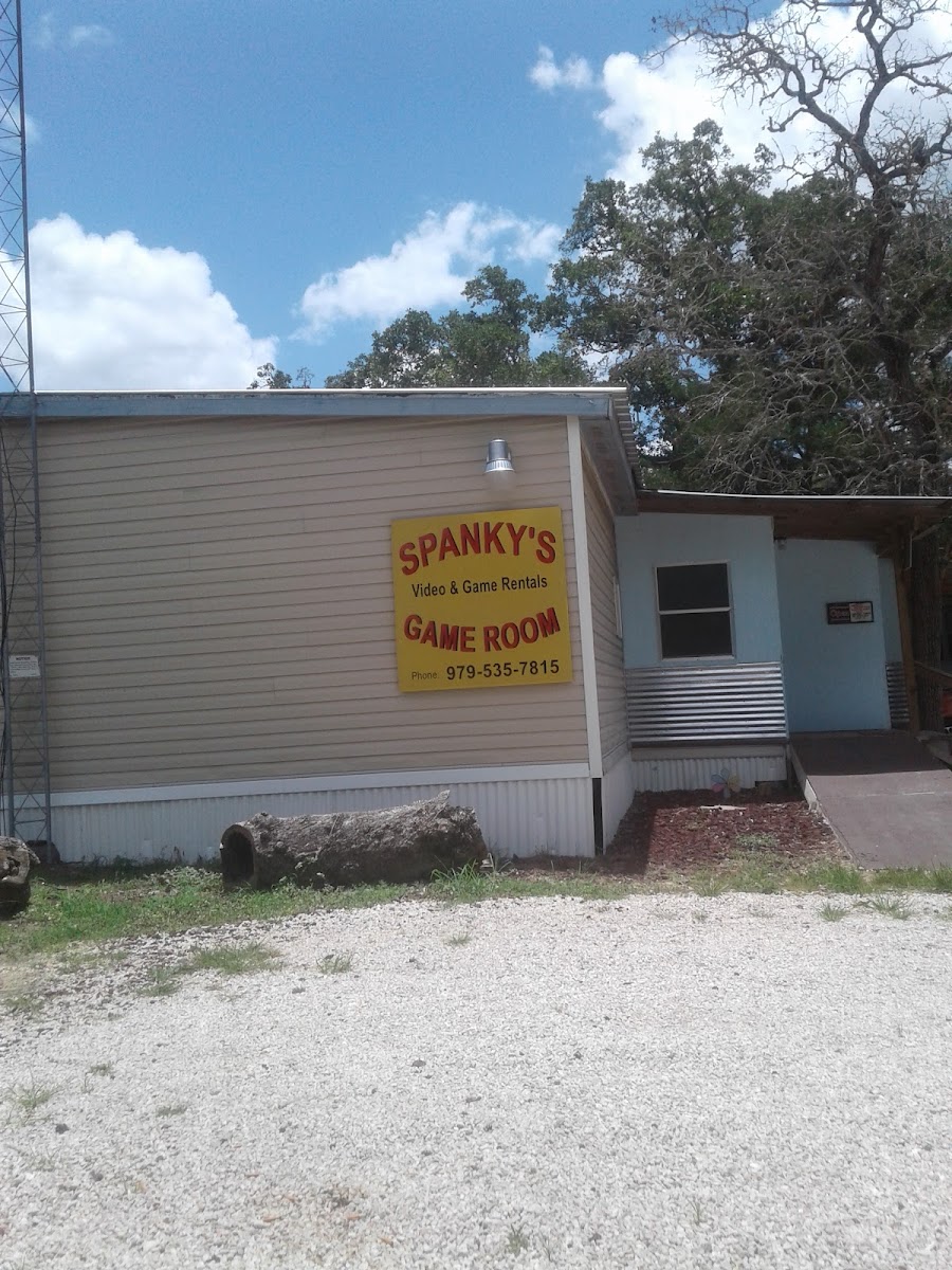 Spanky's Backstreet Diner - Photo 5