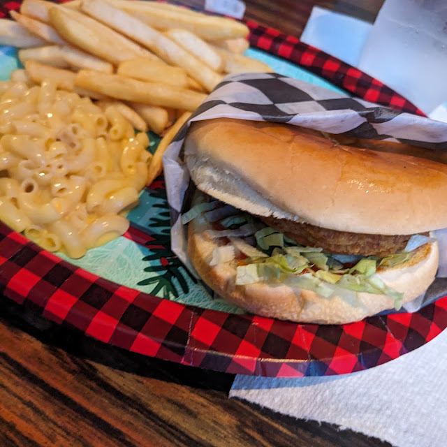 1 2lb Fully Loaded Burger Basket