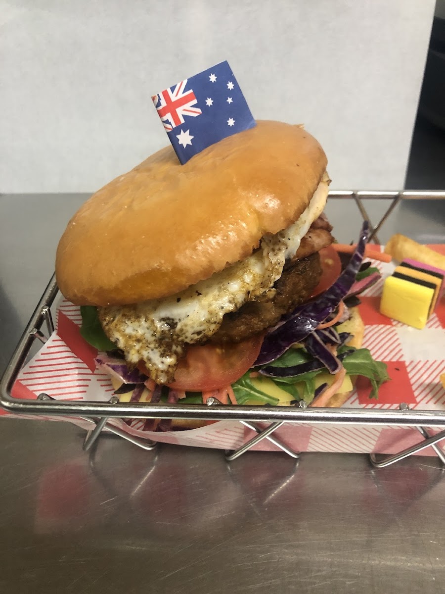 Rock N Roll diner and takeaway - Photo 9