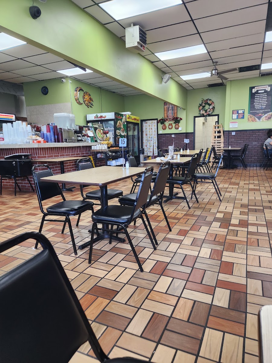 El Nuevo Taconazo Restaurant - Photo 1