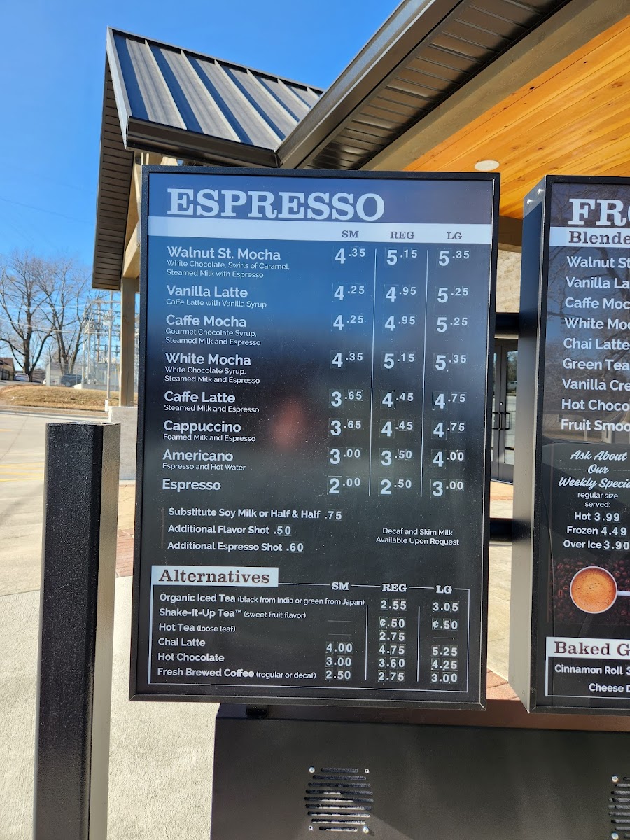 Walnut Street Coffee and Deli - Photo 2