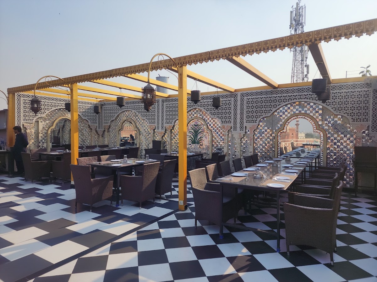 Junoon Heritage Restaurant - Photo 4