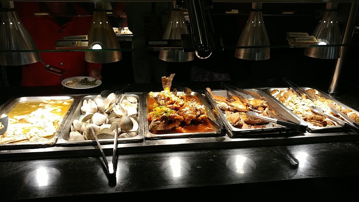 GrandE Buffet & Grill - Photo 1