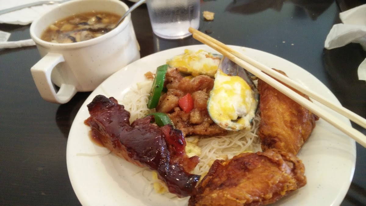 Mr. Stirfry - Photo 6