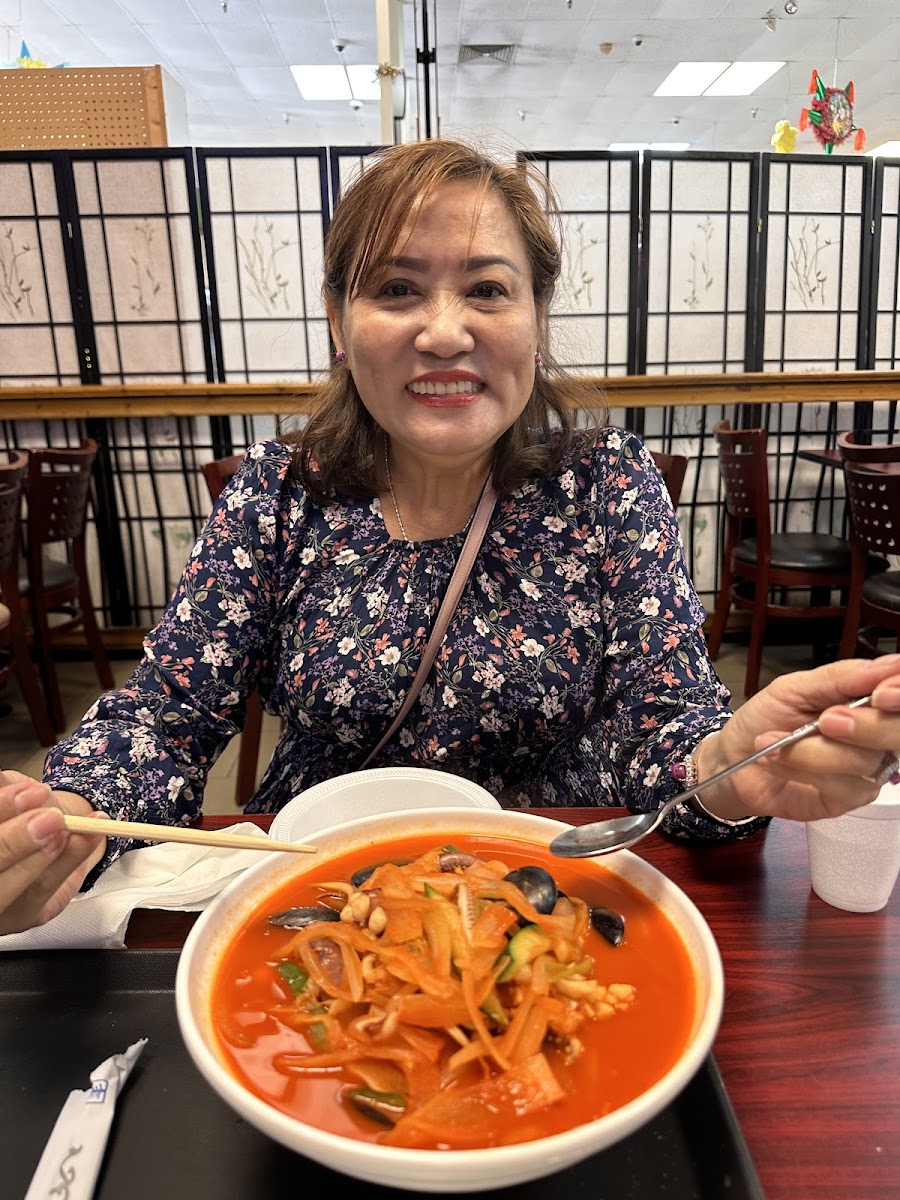 Noodles & Friends - Photo 3