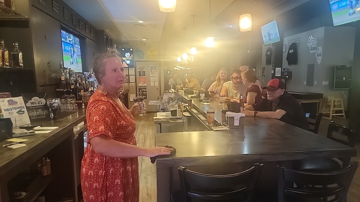 Big Billy's BBQ bar and grill - Photo 5