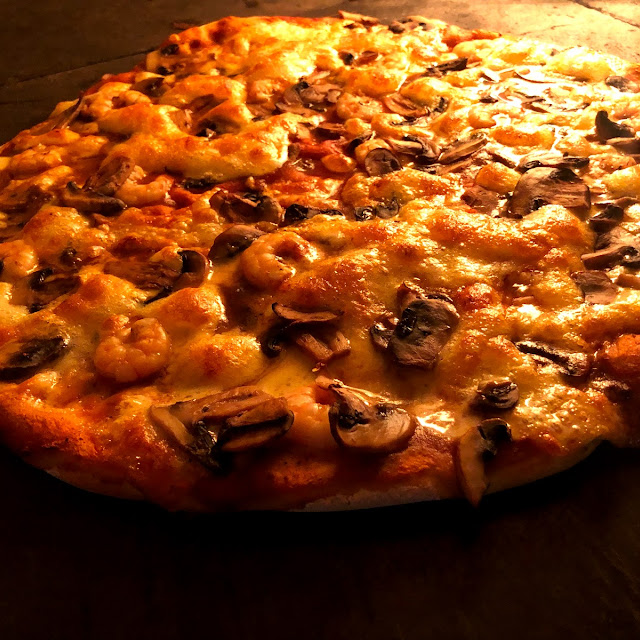 Pizza de Camaron Salteado