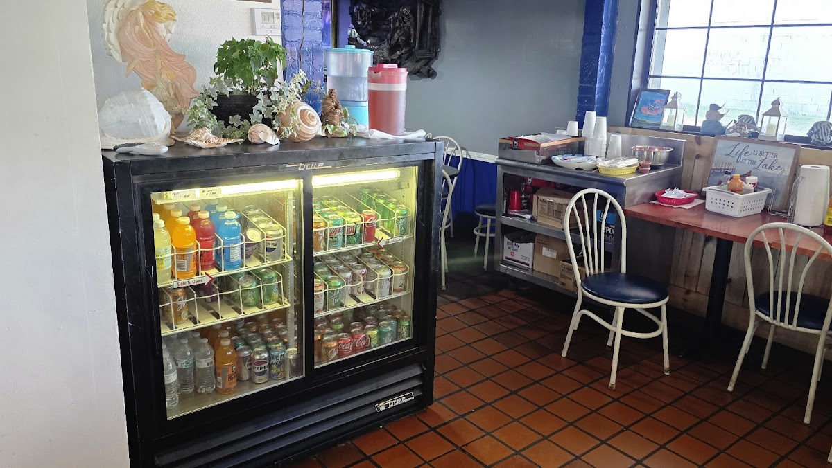 BLALOCK SEAFOOD RESTAURANT - Photo 2