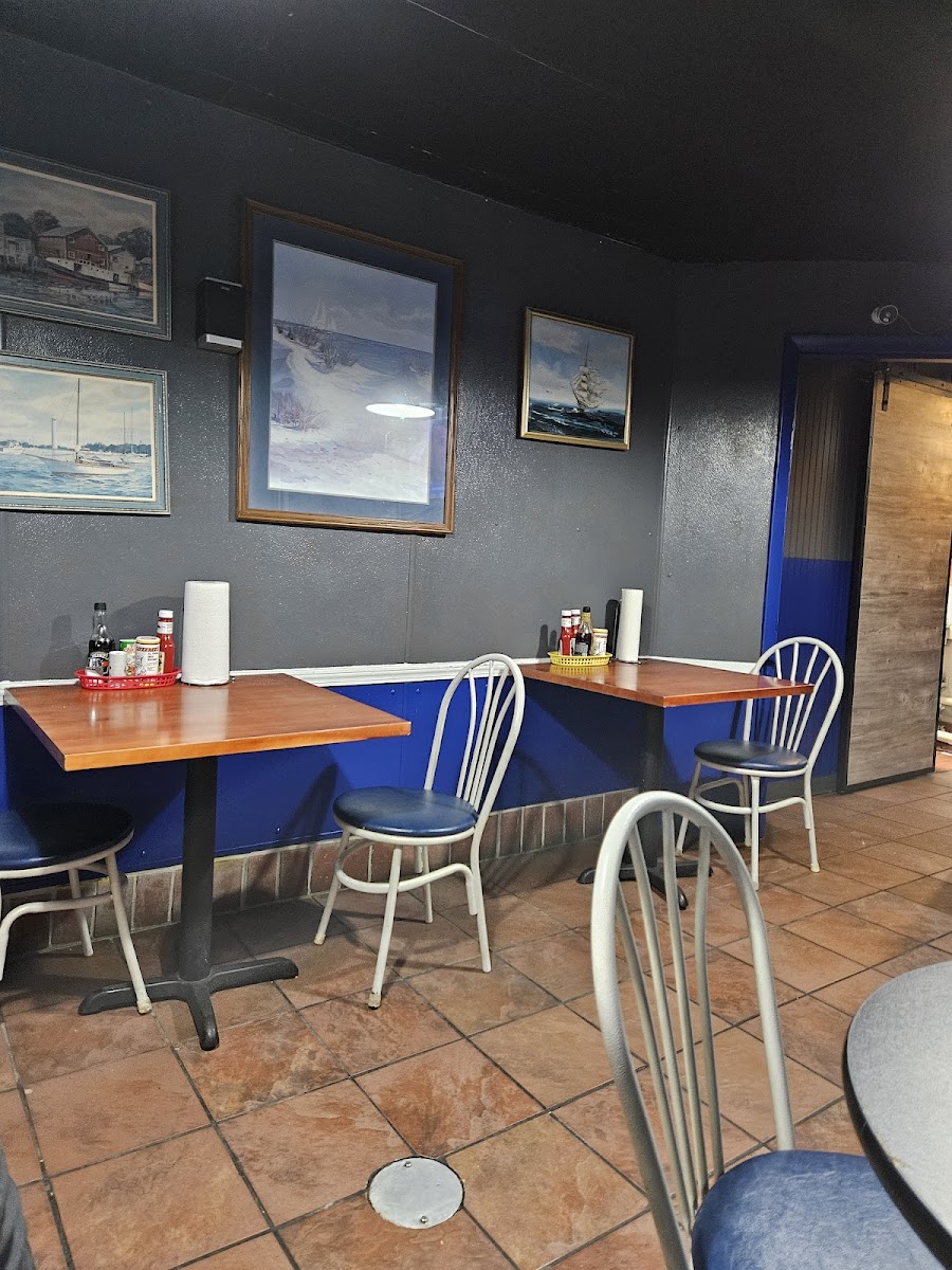 BLALOCK SEAFOOD RESTAURANT - Photo 5