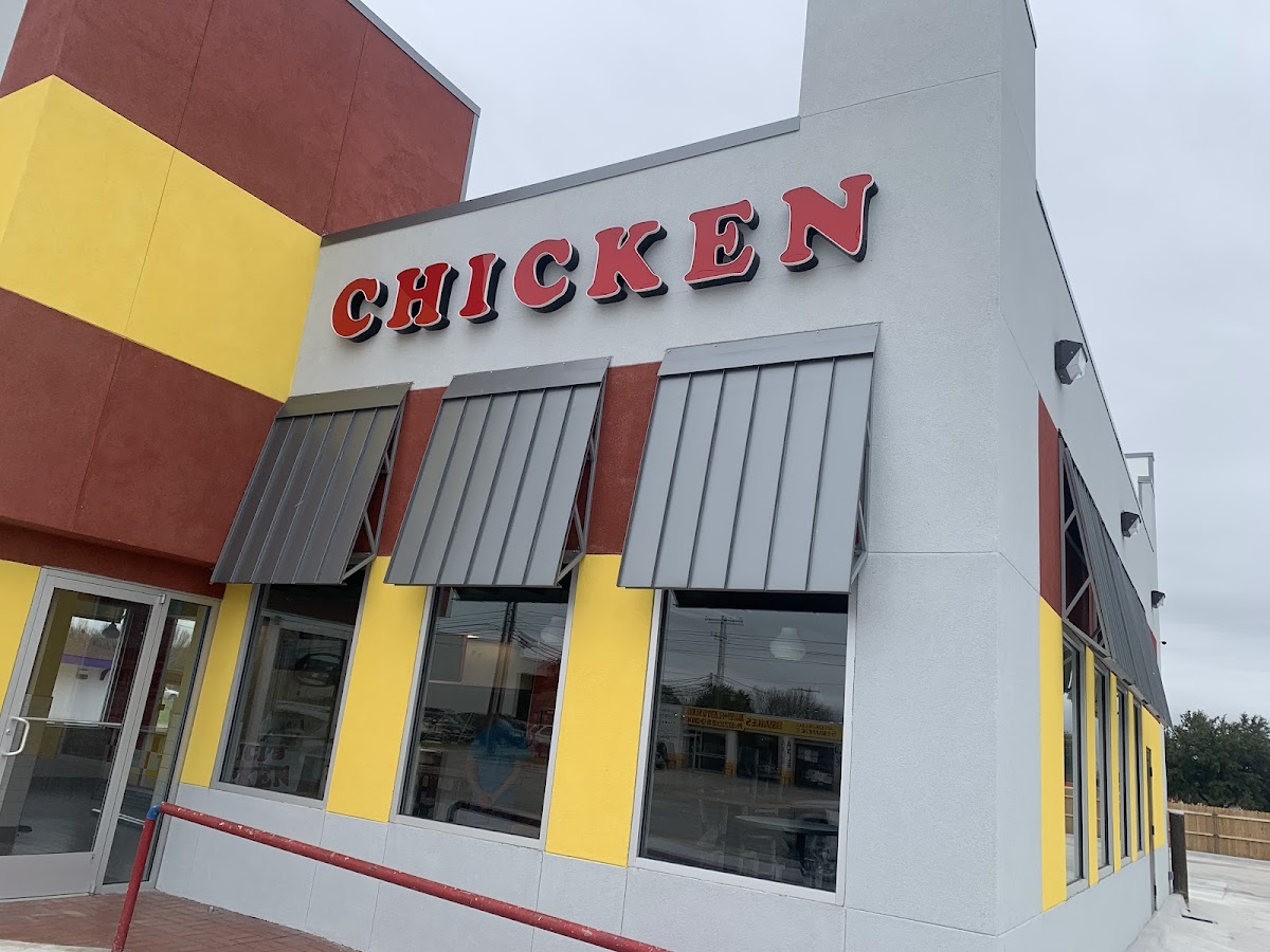 Luci’s Chicken N Rice - Photo 7