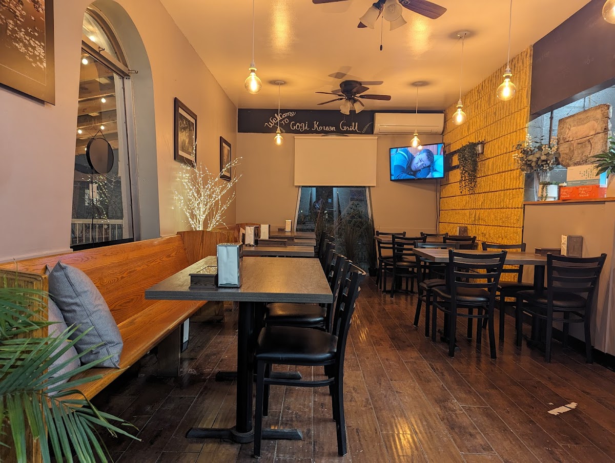 Gogi Korean Grill - Photo 7