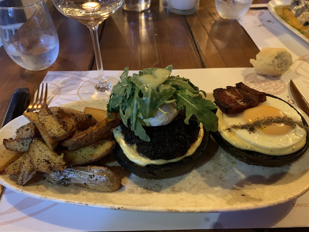 Beaufort modern Restaurant - Photo 5