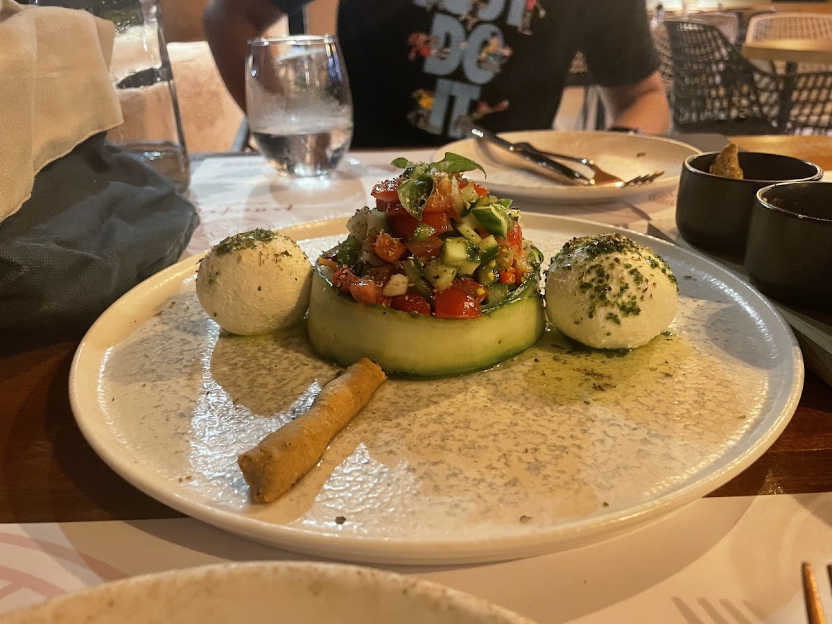 Beaufort modern Restaurant - Photo 8