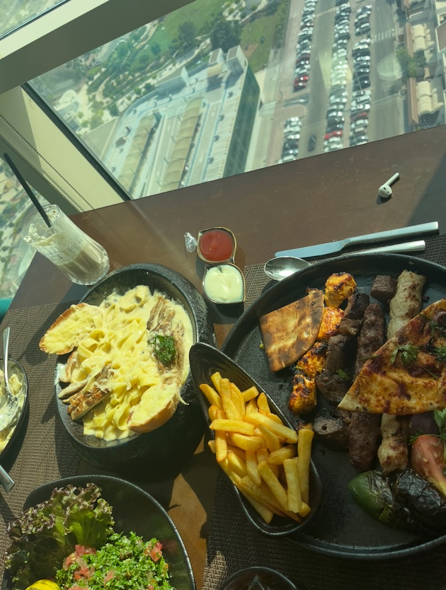 La Fontana Restaurant & Café - Photo 9