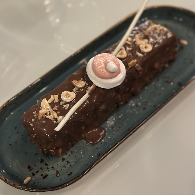 Snickers Cake